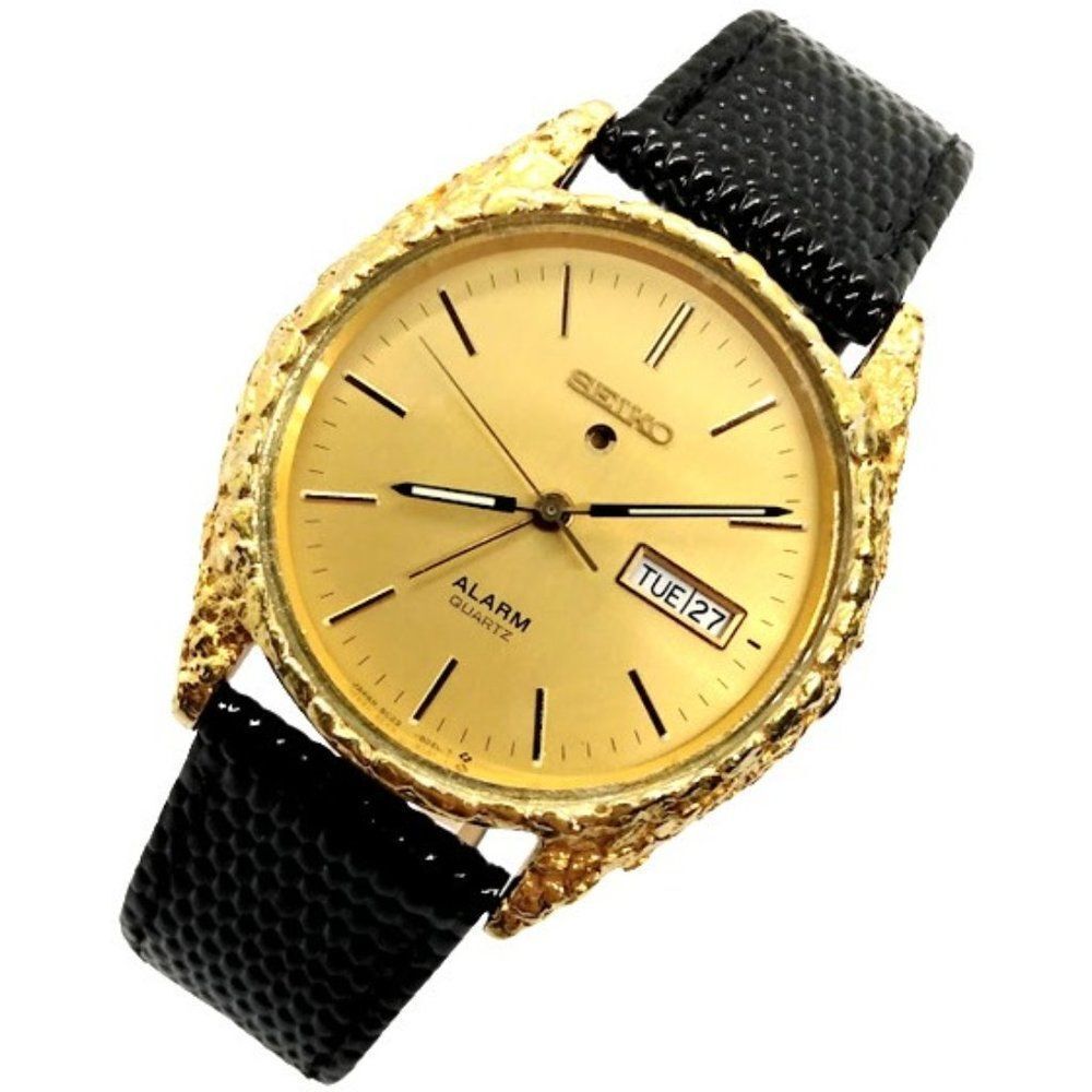 Vintage 1984 Men's Seiko Alarm Quartz Gold Nugget Embellished Men's Watch 1980's